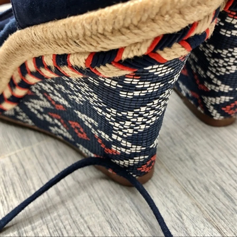 Cabi Isla leather espadrille ankle‎ tie wedge size 6 navy embroidered